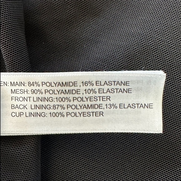 CITY CHIC COLOR BLOCK ONE PIECE SWIMSUIT SIZE MEDIUM/18 - Picture 15 of 16